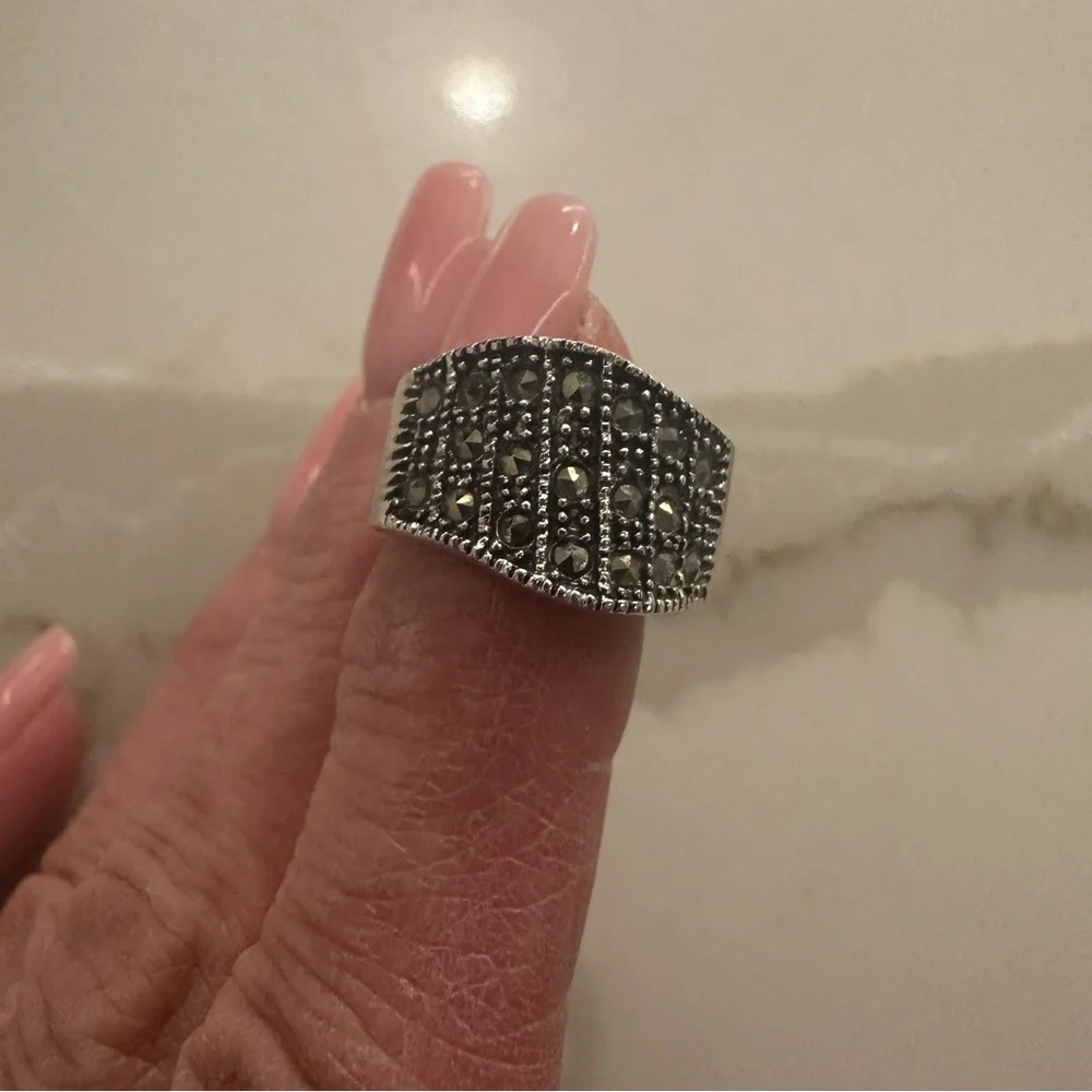 Park Lane Genuine Marcasite Santa Cruz Ring Size 6